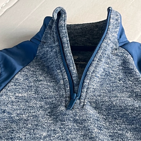 Cat & Jack • 1/4 zip fleece - Picture 3 of 5